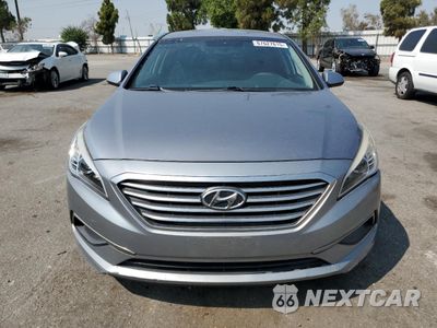 Piąte zdjęcie samochodu w środku: 2016 HYUNDAI SONATA SE VIN:5NPE24AF6GH307888 - miniatura