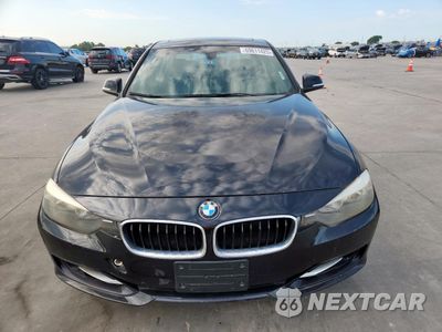 Piąte zdjęcie samochodu w środku: 2013 BMW 328 I VIN:WBA3A5C54DF359351 - miniatura
