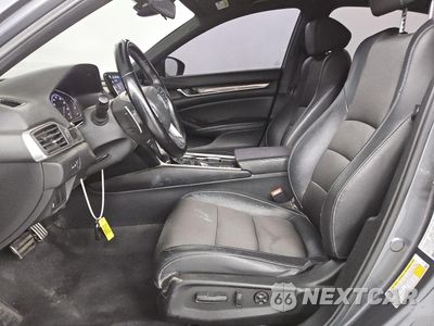 Zdjęcie 7 z 13 samochodu: 2020 HONDA ACCORD SPORT VIN:1HGCV1F30LA091776 - miniatura