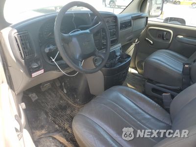 Zdjęcie 8 z 13 samochodu: 2001 GMC SAVANA G2500 VIN:1GTGG25R511212868 - miniatura
