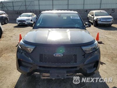Piąte zdjęcie samochodu w środku: 2021 FORD EXPLORER POLICE INTERCEPTOR VIN:1FM5K8AB2MGC45258 - miniatura