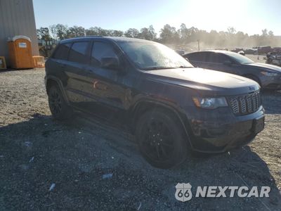 Czwarte zdjęcie samochodu z boku: 2019 JEEP GRAND CHEROKEE LAREDO VIN:1C4RJEAG4KC571571 - miniatura