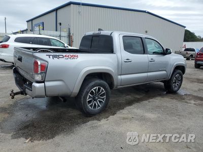 Trzecie zdjęcie samochodu z tyłu: 2020 TOYOTA TACOMA DOUBLE CAB VIN:3TMCZ5ANXLM334340 - miniatura