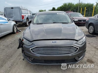 Piąte zdjęcie samochodu w środku: 2017 FORD FUSION SE VIN:3FA6P0HD3HR365416 - miniatura