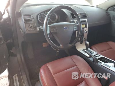 Zdjęcie 8 z 12 samochodu: 2013 VOLVO C70 T5 VIN:YV1672MC5DJ141629 - miniatura