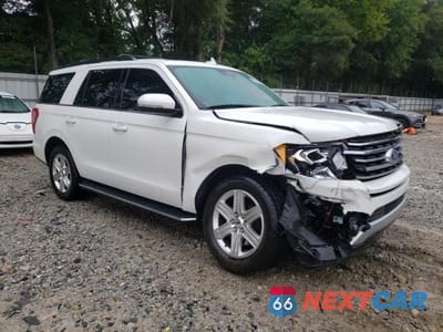 Czwarte zdjęcie samochodu z boku: 2020 FORD EXPEDITION XLT VIN:1FMJU1HT7LEA82258 - miniatura