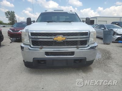 Piąte zdjęcie samochodu w środku: 2012 FORD F550 SUPER DUTY VIN:1FDUF5GTXCEA99135 - miniatura