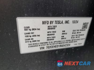 Zdjęcie 12 z 12 samochodu: 2024 TESLA CYBERTRUCK VIN:7G2CEHED1RA042324 - miniatura