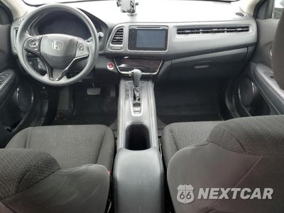 Zdjęcie 8 z 15 samochodu: 2018 HONDA HR-V EX VIN:3CZRU6H54JM728654 - miniatura