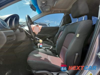 Zdjęcie 7 z 14 samochodu: 2006 MAZDA 3 HATCHBACK VIN:JM1BK343461491717 - miniatura