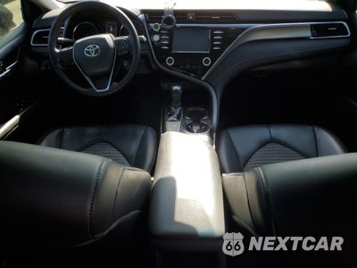 Zdjęcie 8 z 12 samochodu: 2018 TOYOTA CAMRY L VIN:4T1B11HK2JU580990 - miniatura