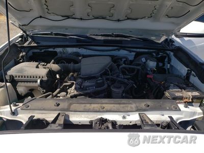 Zdjęcie 11 z 13 samochodu: 2019 TOYOTA TACOMA DOUBLE CAB VIN:5TFAX5GNXKX155020 - miniatura