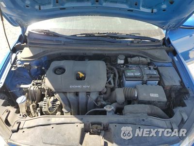 Zdjęcie 11 z 12 samochodu: 2017 HYUNDAI ELANTRA SE VIN:KMHD74LF6HU094969 - miniatura