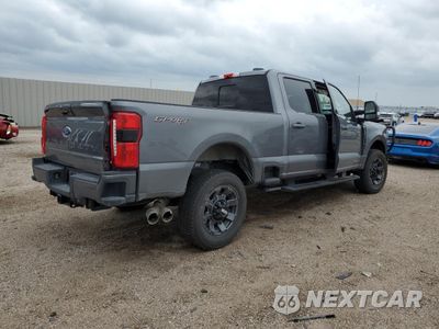 Trzecie zdjęcie samochodu z tyłu: 2024 FORD F250 SUPER DUTY VIN:1FT8W2BT7REE19029 - miniatura