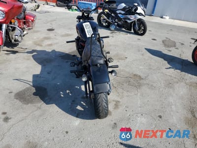 Czwarte zdjęcie samochodu z boku: 2023 HARLEY-DAVIDSON FXBBS VIN:1HD1YYK23PB061723 - miniatura