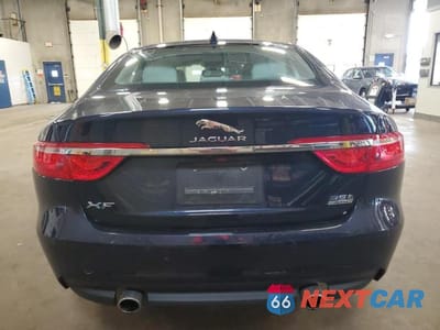 Zdjęcie 6 z 13 samochodu: 2016 JAGUAR XF PRESTIGE PRESTIGE VIN:SAJBK4BV1GCY19743 - miniatura