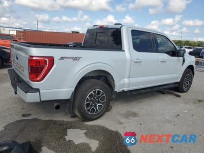 Trzecie zdjęcie samochodu z tyłu: 2021 FORD F150 SUPERCREW VIN:1FTEW1EP0MKE58003 - miniatura