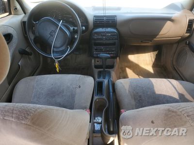 Zdjęcie 8 z 14 samochodu: 1999 SATURN SL2 VIN:1G8ZK527XXZ278333 - miniatura
