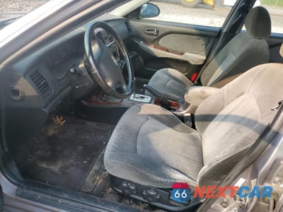 Zdjęcie 7 z 12 samochodu: 2005 HYUNDAI SONATA GLS VIN:KMHWF35H35A114726 - miniatura