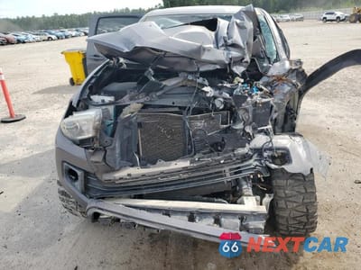 Zdjęcie 11 z 12 samochodu: 2018 TOYOTA TACOMA DOUBLE CAB VIN:5TFCZ5AN9JX134878 - miniatura
