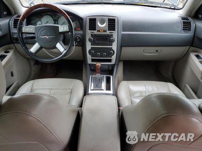 Zdjęcie 8 z 14 samochodu: 2006 CHRYSLER 300C VIN:2C3KA63H76H274864 - miniatura