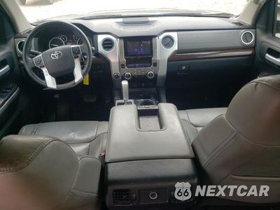 Zdjęcie 8 z 14 samochodu: 2016 TOYOTA TUNDRA CREWMAX LIMITED VIN:5TFHW5F10GX566336 - miniatura