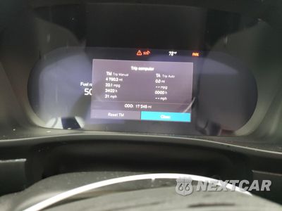 Zdjęcie 9 z 13 samochodu: 2025 VOLVO XC40 PLUS VIN:YV4L12UE0S2485658 - miniatura