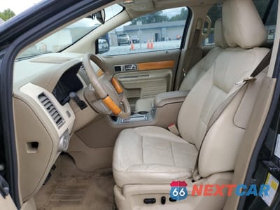 Zdjęcie 7 z 15 samochodu: 2007 LINCOLN MKX VIN:2LMDU88CX7BJ15684 - miniatura