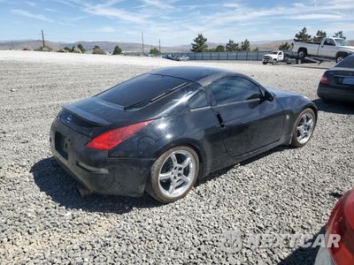 Trzecie zdjęcie samochodu z tyłu: 2004 NISSAN 350Z COUPE VIN:JN1AZ34DX4T166123 - miniatura