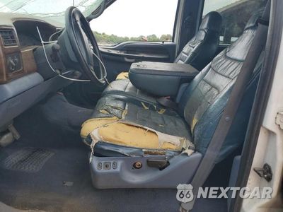 Zdjęcie 7 z 13 samochodu: 1999 FORD F250 SUPER DUTY VIN:1FTNW21L4XEE92232 - miniatura