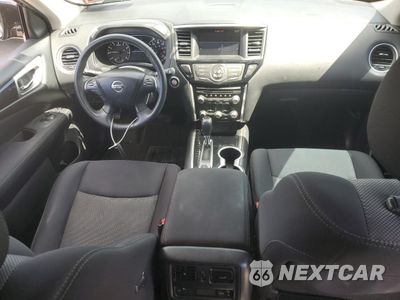 Zdjęcie 8 z 16 samochodu: 2017 NISSAN PATHFINDER S VIN:5N1DR2MM1HC903182 - miniatura