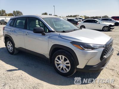 Czwarte zdjęcie samochodu z boku: 2022 TOYOTA COROLLA CROSS L VIN:7MUAAAAG5NV035940 - miniatura