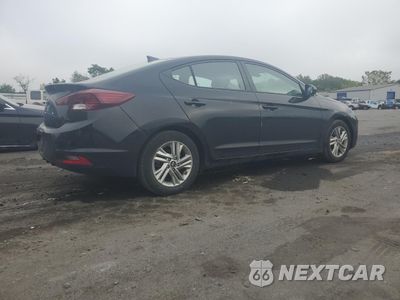 Trzecie zdjęcie samochodu z tyłu: 2020 HYUNDAI ELANTRA SEL VIN:KMHD84LF0LU991162 - miniatura