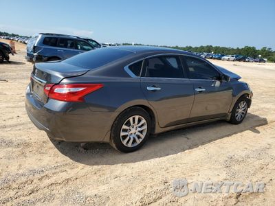 Trzecie zdjęcie samochodu z tyłu: 2017 NISSAN ALTIMA 2.5 VIN:1N4AL3AP8HC252622 - miniatura