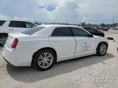 Trzecie zdjęcie samochodu z tyłu: 2021 CHRYSLER 300 TOURING VIN:2C3CCAAG5MH613873 - miniatura