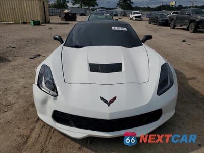 Piąte zdjęcie samochodu w środku: 2015 CHEVROLET CORVETTE STINGRAY Z51 1LT VIN:1G1YG2D77F5103602 - miniatura