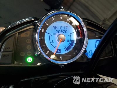 Zdjęcie 7 z 9 samochodu: 2008 SUZUKI GSX1300 BK VIN:JS1GX71A182101651 - miniatura