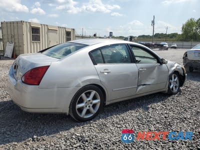 Trzecie zdjęcie samochodu z tyłu: 2004 NISSAN MAXIMA SE VIN:1N4BA41E64C809617 - miniatura