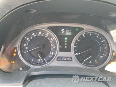 Zdjęcie 9 z 13 samochodu: 2006 LEXUS IS 350 VIN:JTHBE262262001578 - miniatura