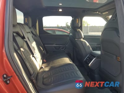 Zdjęcie 10 z 12 samochodu: 2022 RIVIAN R1T LAUNCH EDITION VIN:7FCTGAAL5NN003410 - miniatura