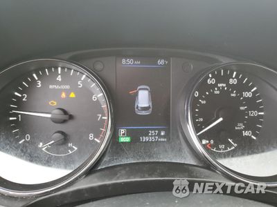 Zdjęcie 9 z 14 samochodu: 2018 NISSAN ROGUE S VIN:5N1AT2MV6JC815781 - miniatura