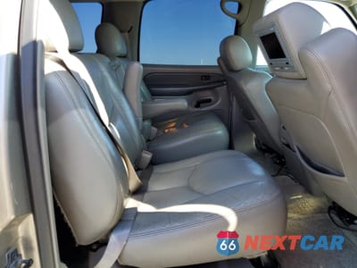 Zdjęcie 11 z 13 samochodu: 2003 GMC YUKON XL K2500 VIN:3GKGK26G83G153111 - miniatura