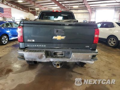 Zdjęcie 6 z 12 samochodu: 2019 CHEVROLET SILVERADO K3500 LTZ VIN:1GC4KXCY3KF130795 - miniatura