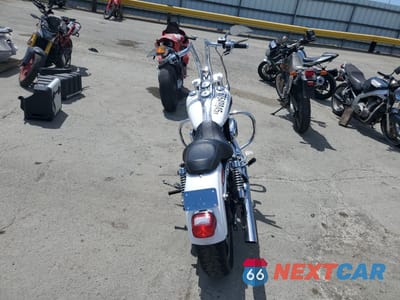 Czwarte zdjęcie samochodu z boku: 2007 HARLEY-DAVIDSON FXDL VIN:1HD1GN4327K330639 - miniatura