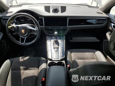 Zdjęcie 8 z 15 samochodu: 2019 PORSCHE MACAN VIN:WP1AA2A54KLB04028 - miniatura