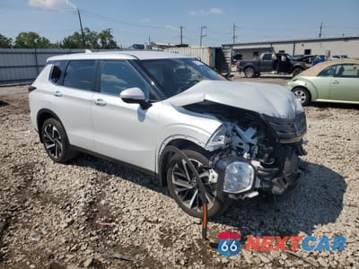 Czwarte zdjęcie samochodu z boku: 2023 MITSUBISHI OUTLANDER SE VIN:JA4J4UA81PZ050992 - miniatura