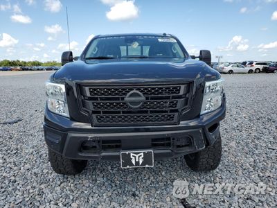 Piąte zdjęcie samochodu w środku: 2021 NISSAN TITAN SV VIN:1N6AA1ED7MN520365 - miniatura