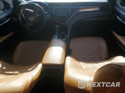 Zdjęcie 8 z 12 samochodu: 2019 TOYOTA CAMRY L VIN:4T1B11HK6KU200227 - miniatura