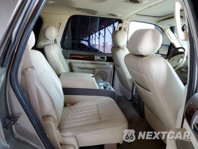 Zdjęcie 11 z 13 samochodu: 2004 LINCOLN NAVIGATOR VIN:5LMFU28R44LJ19101 - miniatura