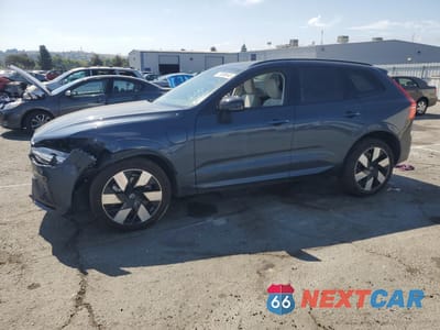 2024 VOLVO XC60 PLUS YV4H60DL2R1924059 - główne zdjęcie licytacji z USA - miniatura